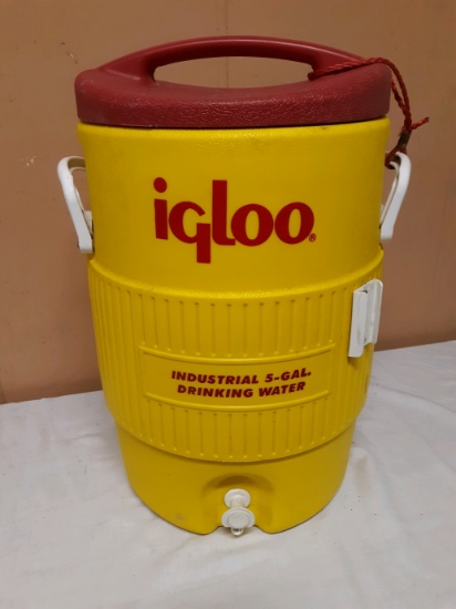 Igloo 5 Gallon Industrial Drinking Water Cooler