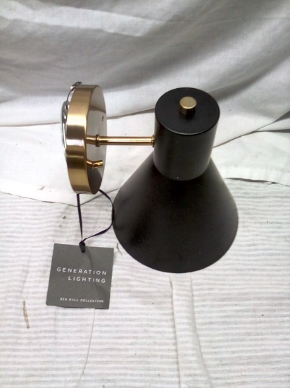 Towner Wall Light