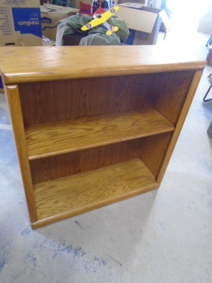 Small Oak Bookcase w/ Adjustable Shelf
