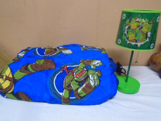 Twin Size Teenage Mutant Ninja Turtle Comforter and Table Lamp
