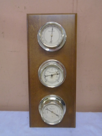 Wall Handing Weather Station