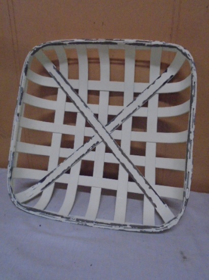 Vintage Look Tobacco Basket Décor Piece
