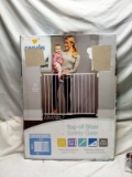 Regalo White Metal Safety Gate