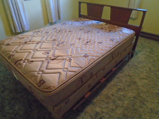 Full Size Bed Complete w/King Coil Mattress Set