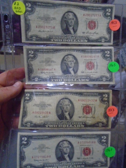 Group of (4) 2 Dollar Red Seal Notes
