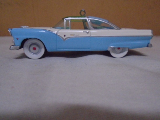1955 Diecast Ford Crown Victoria Car