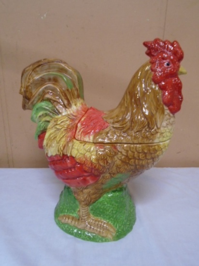 Beauticul Chicken Cookie Jar