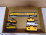 Bachman Union Pacific HO Scale Locomotive w/5 Cars