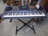 Radio Shack MD-1121 Custom Tone Synthesizer Keyboard w/Stand