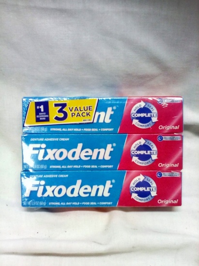 Qty: 3 Fixodent 2.4 oz Toothpaste Tubes