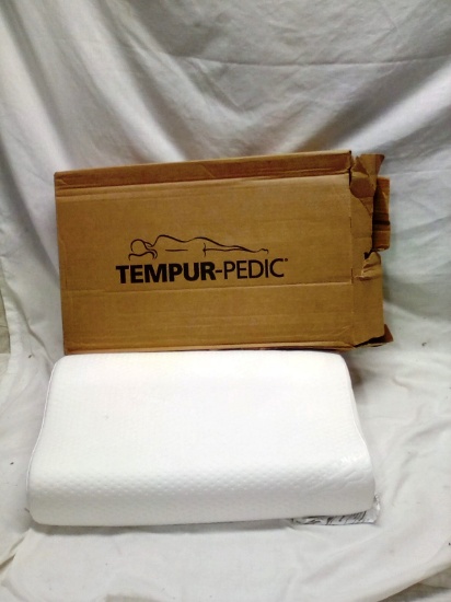 TempurPedic Neck Pillow New item in the box size large