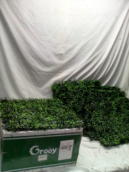 Qty: 6 20"x20" Groovy Indoor/Outdoor Green Wall Applications