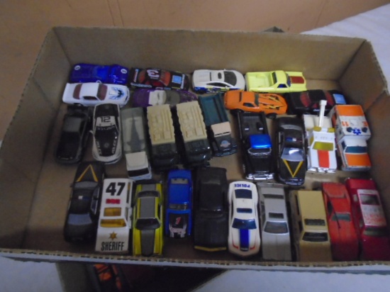 Large Group of 1:64 Scale Die Cast Cars & Trucks