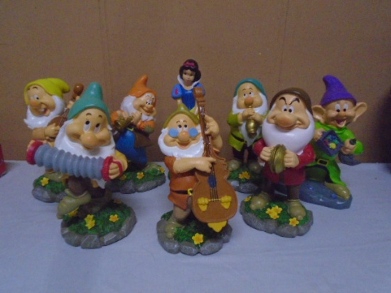Disney Snow White & The Seven Dwargs Garden Statues