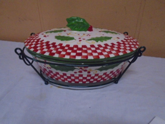 Temptations 2qt Winter Holly Covered Baking Dish