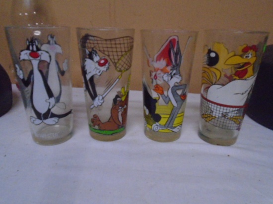 Set of 4 Vintage Warner Bros Character Glasses