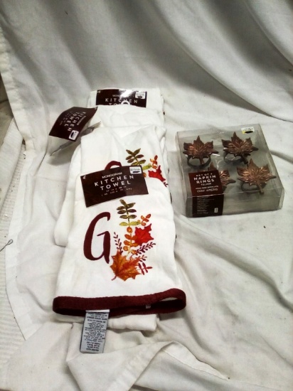 Monagram G Towels & Napkin holders