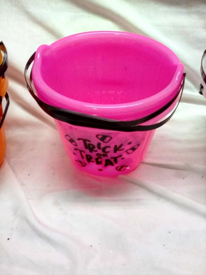Qty. 4 Pink Composite Trick or Treat buckets