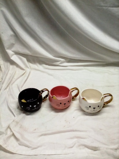 3  Cat mugs  17Oz each