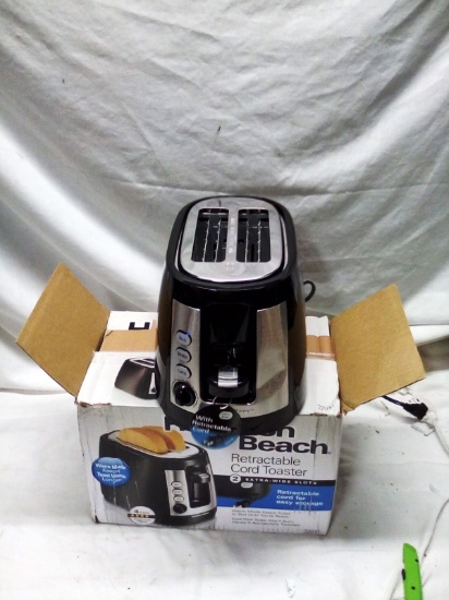 Hamilton Beach Retractable Cord Toaster