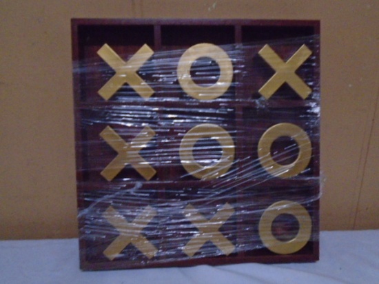 Large Wooden Tic Tac Toe Board w/Pieces