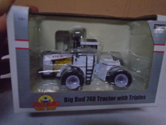 Speccast 1:64 Scale Die Cast Big Bud Tractor w/ triples
