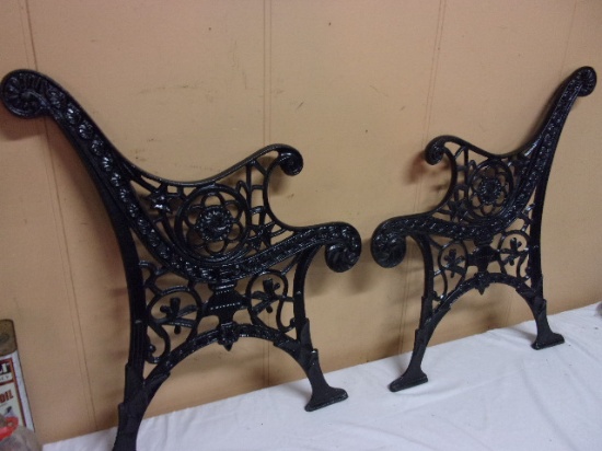 2pcSet of Cast Iron Bench Ends