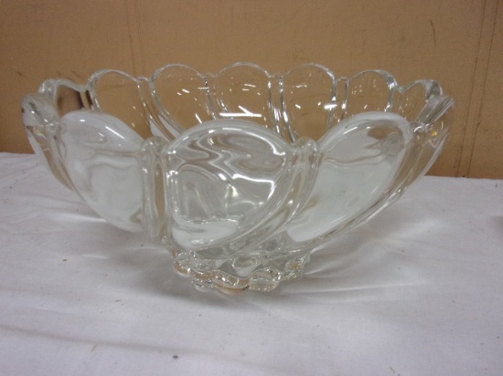 Beautiful Large Swirl Pattern Heavy Glass Bowl