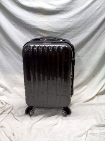Rockland 22" X 13" Luggage