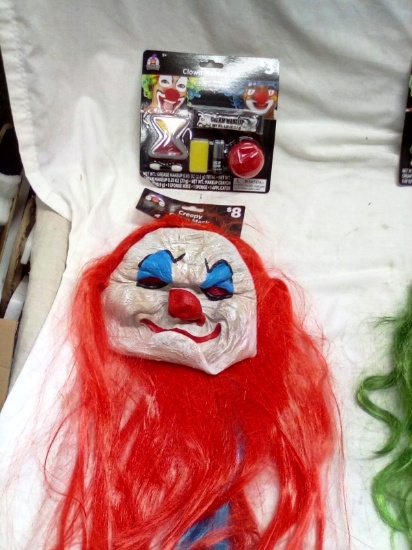 Creepy Clown Mask Red Hair & Makeup Kit
