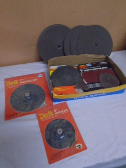 Large Group of 5"-6"-7" and 10" Sanding Discs and 5" and 7" Sanding Pads