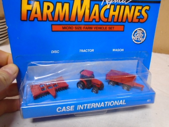 Ertl Die Cast Farm Machines Micro Size Case International Farm Set
