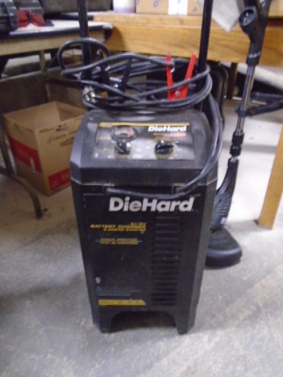 Die Hard Gold 6V/12V Rolling Battery Charger w/ Engine Start