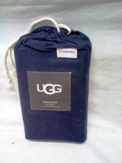 Ugg Flannel Standard Pillow Case Set