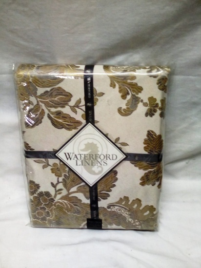 Waterford Linens Tablecloth