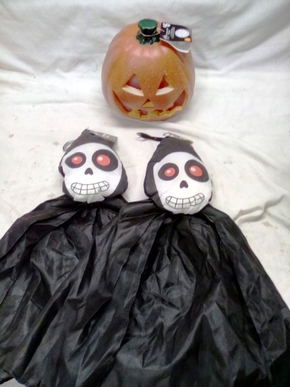 Pumpkin N Skeletons