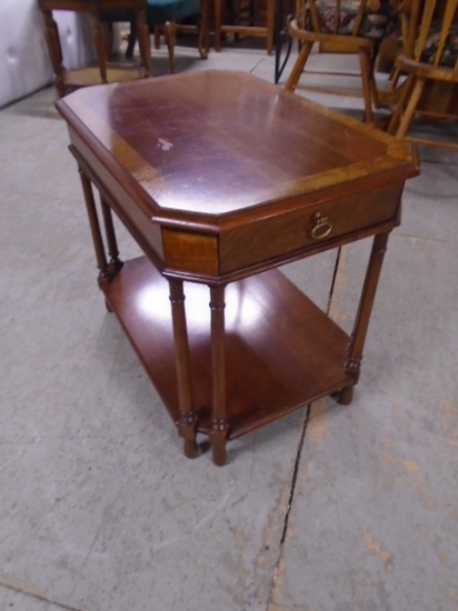 Beautiful Solid Wood Side Table w/ Drawer