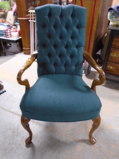 Beautiful Upholstered Wood Arm Tufted Back Side Chair
