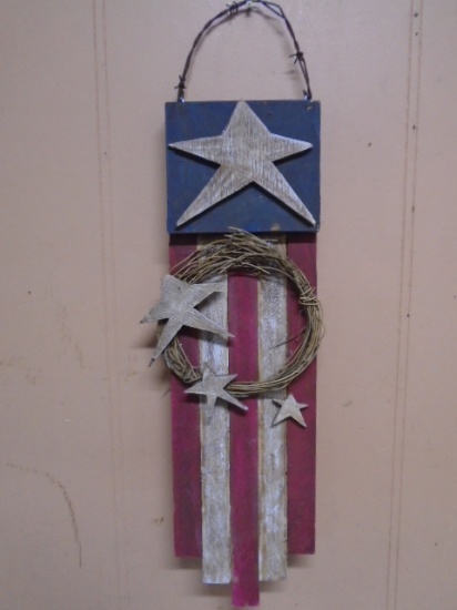 Wooden Country Americana Wall Art w/Barb Wire Hanger