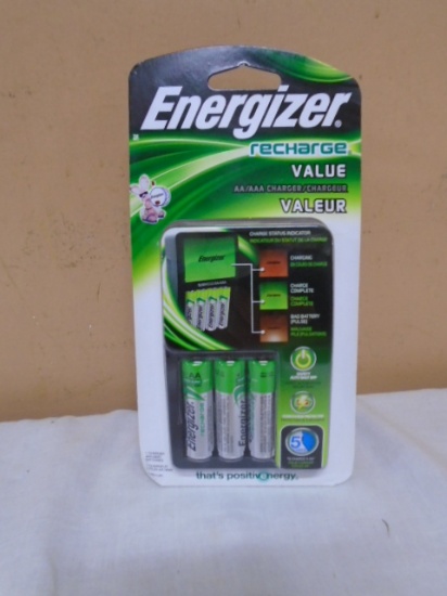 Energizer 4 Pc. AA Rechargeable Batteries and Charger