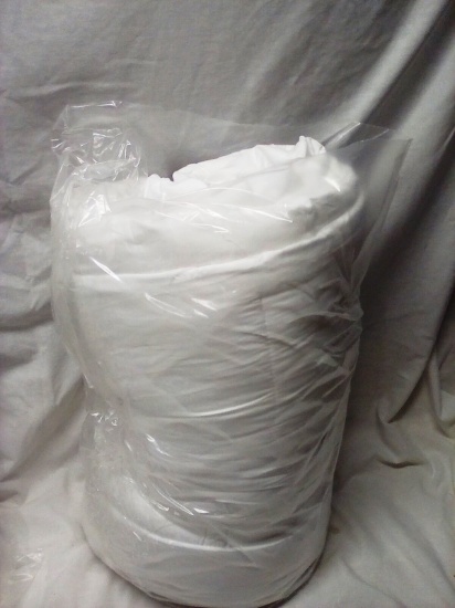All Season Down Alternative White Comforter Marked as Full Size