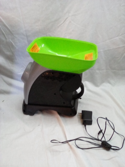 RSF Electric Pet Ball Thrower