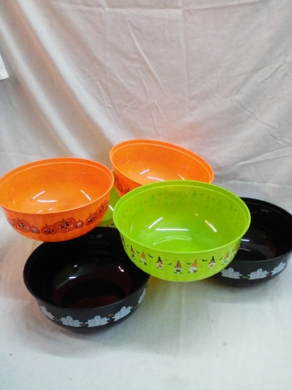 Qty: 6 Plastic Candy Bowls 10.5”x5”