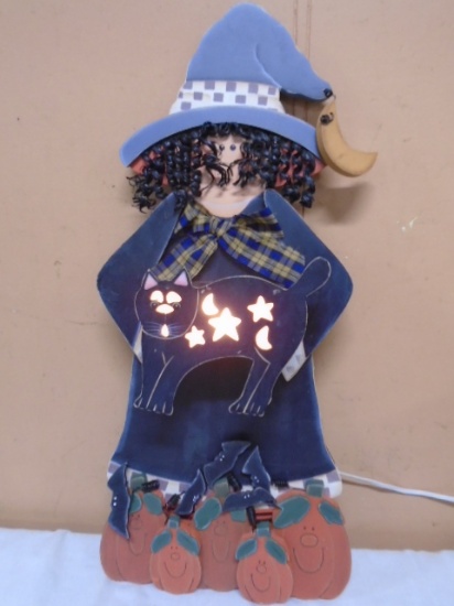 Lighted Wooden Witch/Black Ca Décor