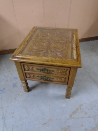 Ornate Topend Table w/Drawer and Glass Top