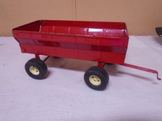 Ertl Red Flare Barge Wagon