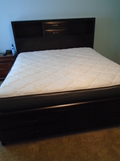 King Size Platform Bed Complete w/ 6 Under Bed Drawers & 2 Drawers In Headboard
