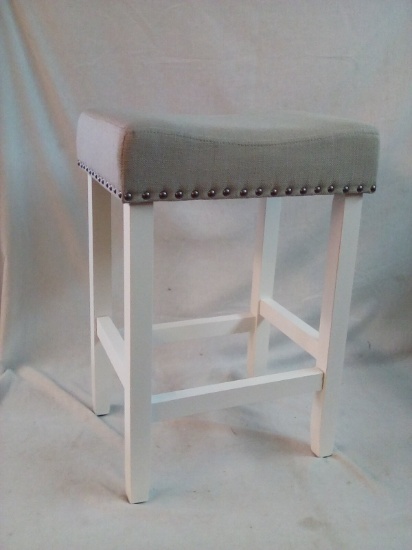 16’x14”x24” Grey and White Stool