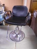 Hydroulic Barber's Chair