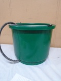 2 Gallon Heated Bucket